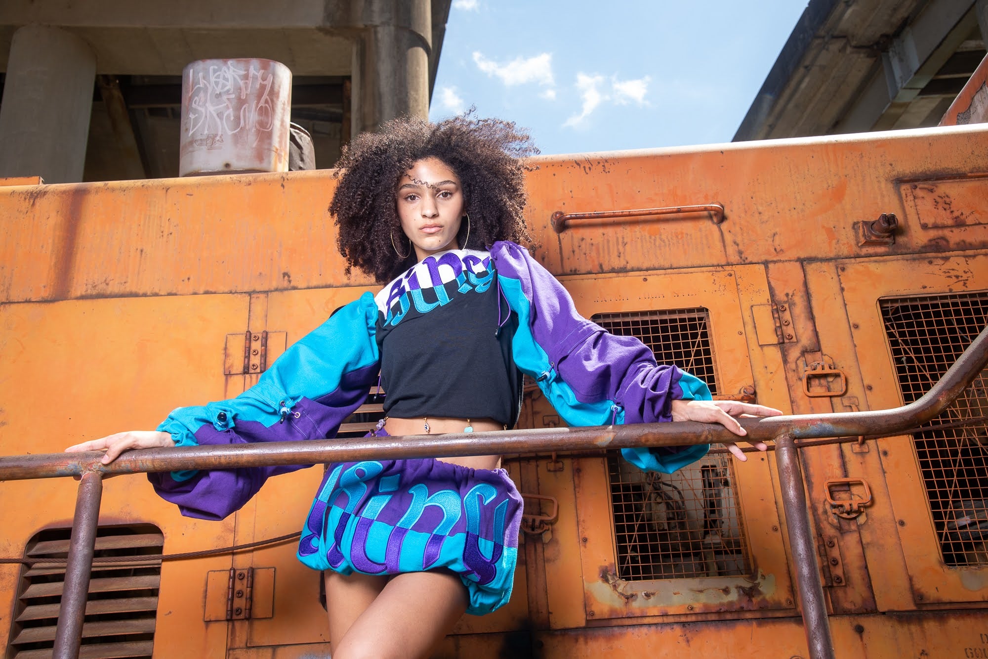 SI’NU LEG / ARM SLEEVES W/ LOGO (turquoise/purple)