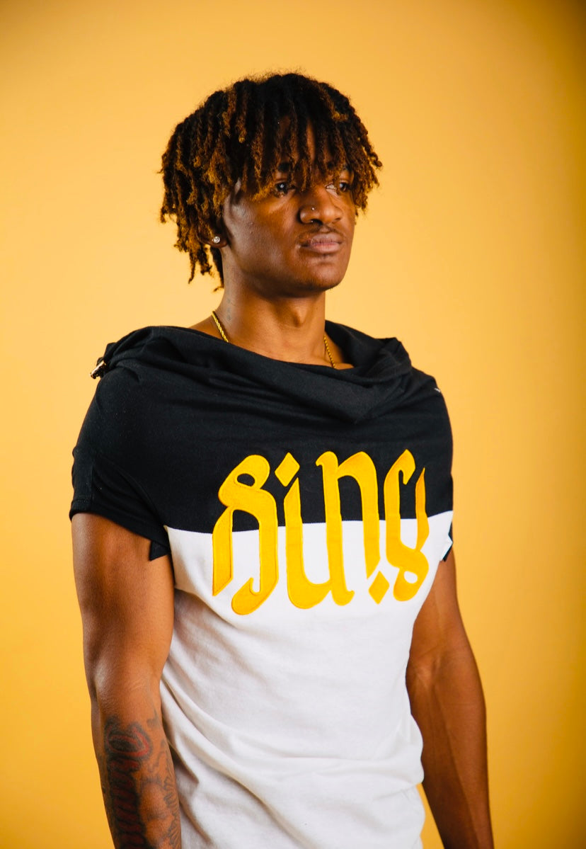 SI’NU UPSIDE DOWN T-SHIRT Ambigram (gold)