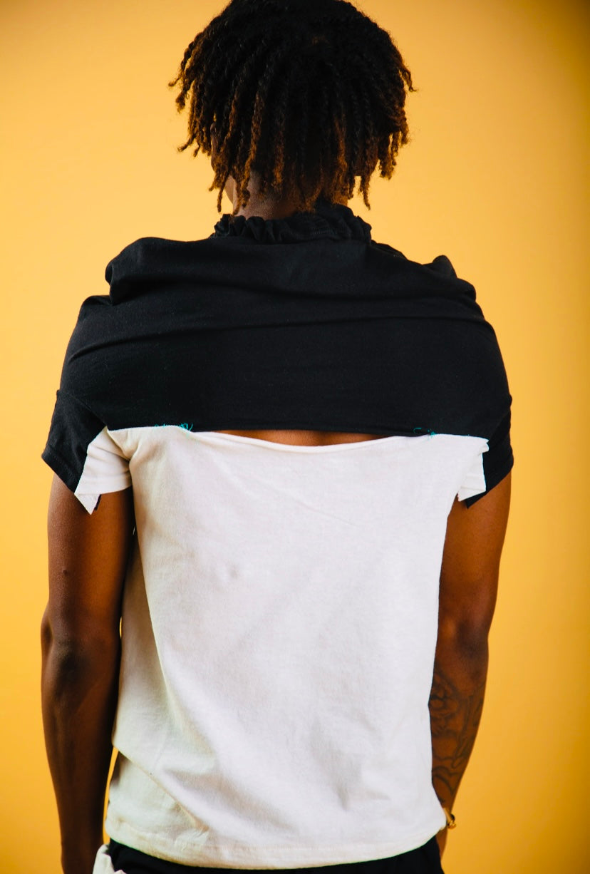 SI’NU UPSIDE DOWN T-SHIRT Ambigram (gold)